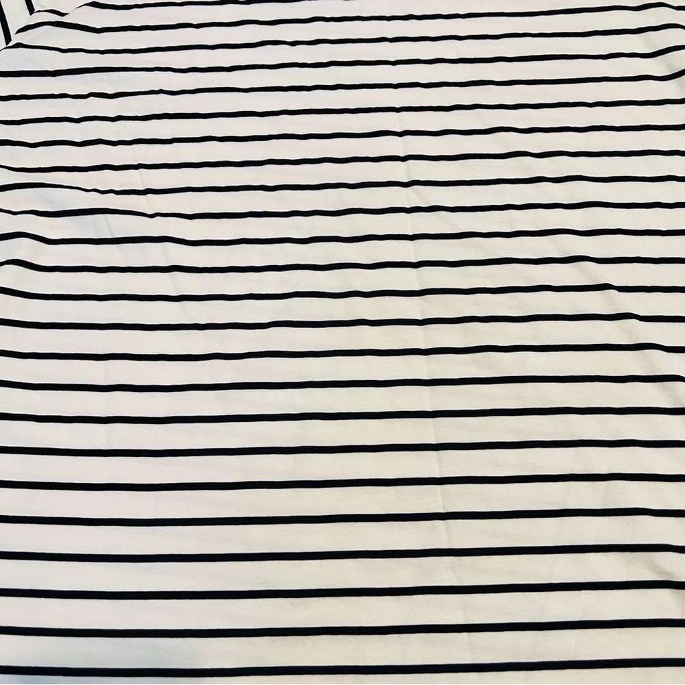5 for $10 ⭐️ H&M black striped white short sleeve basic shirt size 2XL - Picture 6 of 7